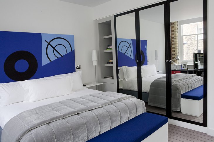 Eileen gray room
