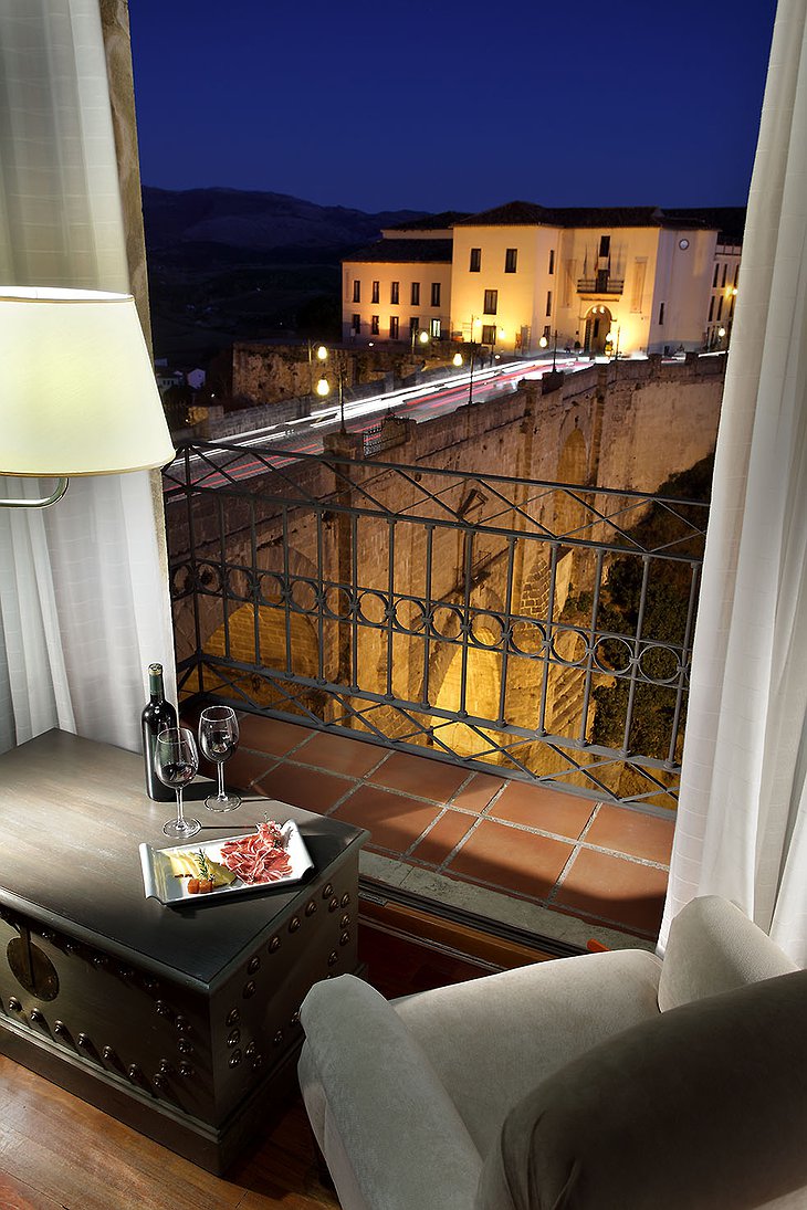 Parador de Ronda view from the room on the bridge at night