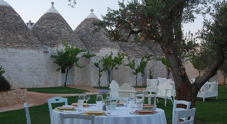 Masseria Cervarolo terrace