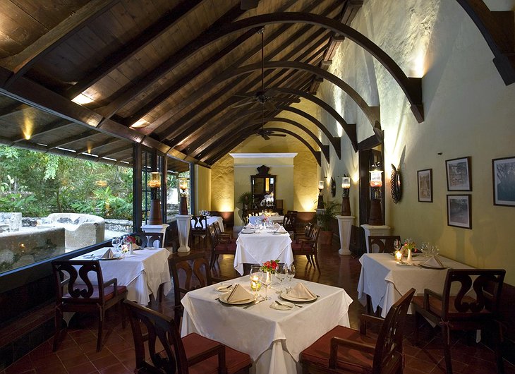 Hacienda Uayamon restaurant terrace