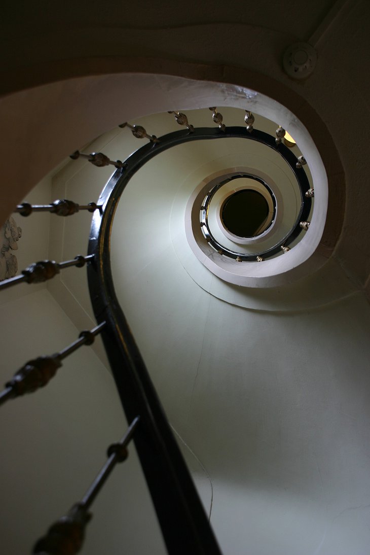 Hotel de Filosoof staircase