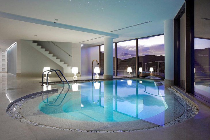 Lindos Blu indoor pool