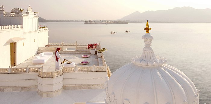 Lake Palace Hotel - Floating Royal Palace In Udaipur