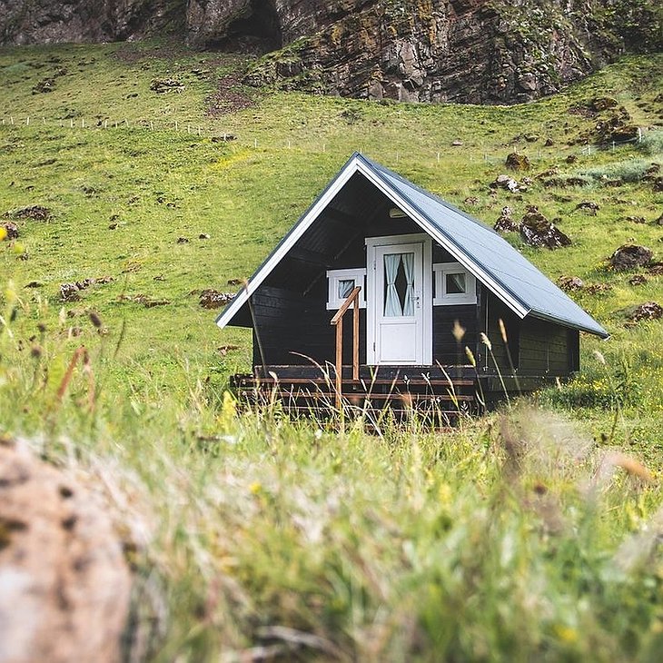 Glamping & Camping Vestmannaeyjar Traditional Cottage