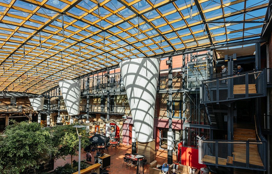 The Henry Jones Art Hotel - Creativity In A Waterfront Warehouse