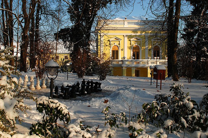 Puchner Castle in snow