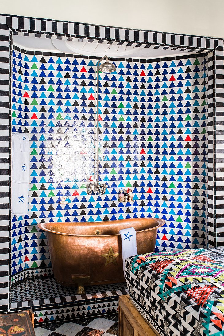 Berber Suite Bathroom With Copper Bathtub