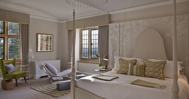 Foxhill Manor bedroom