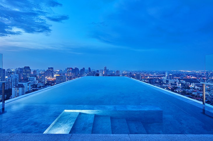 137 Pillars Suites Bangkok Sky Pool Panorama