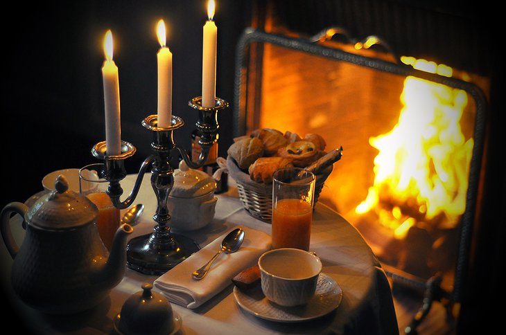 Hotel Particulier Montmartre fireplace