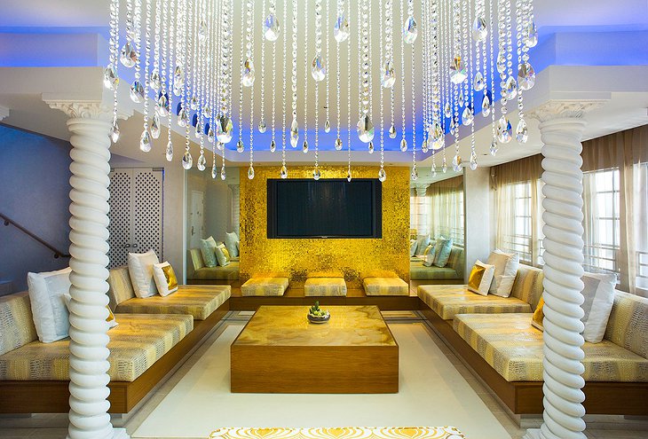 Dream South Beach Sunhouse suite living room
