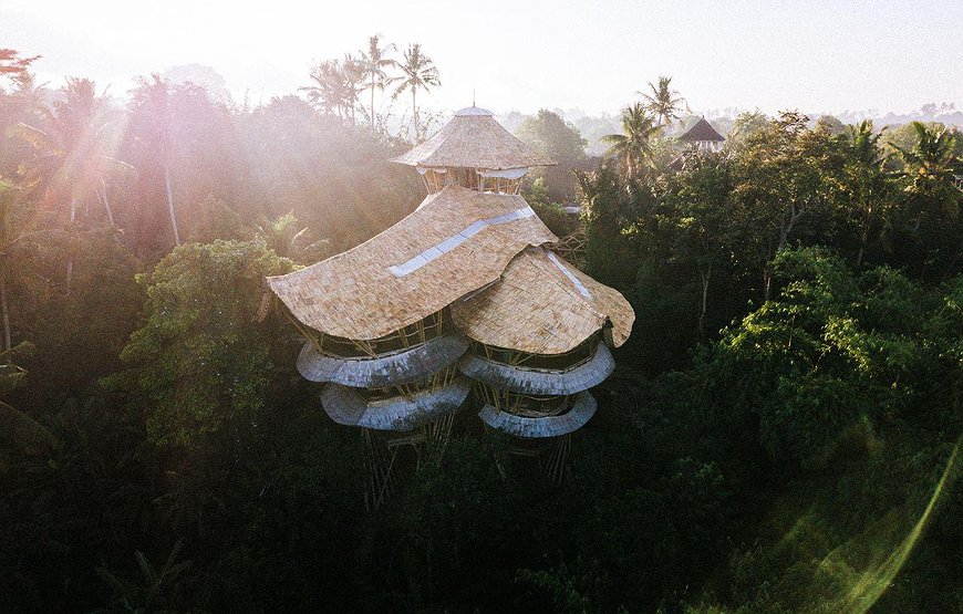 Aura House Bali - IBUKU's Three-Story Bamboo Villa Above Bali's Ayung River