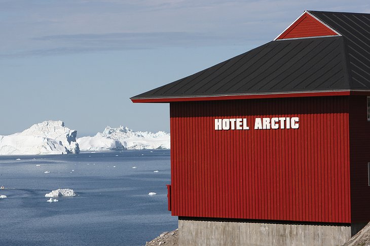 Hotel Arctic facade
