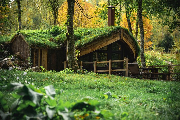 La Cabane d'Ernest Underground House