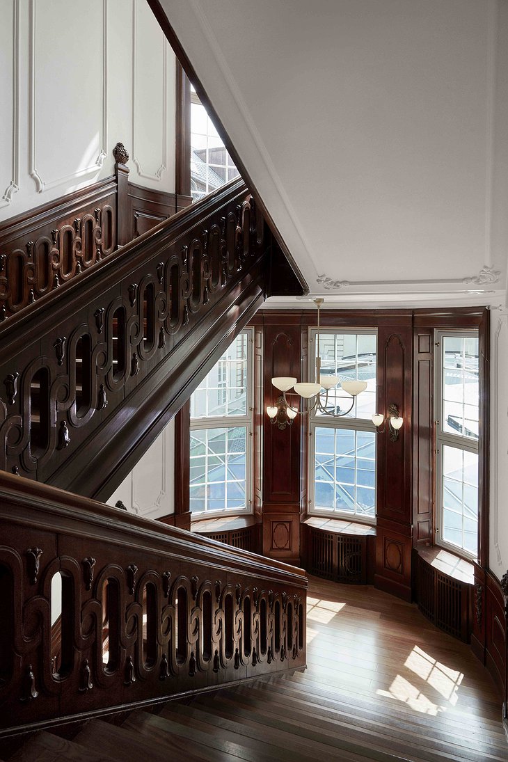 Villa Copenhagen Historic Wooden Staircase