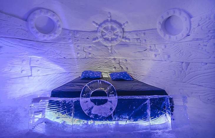 Captain ice room