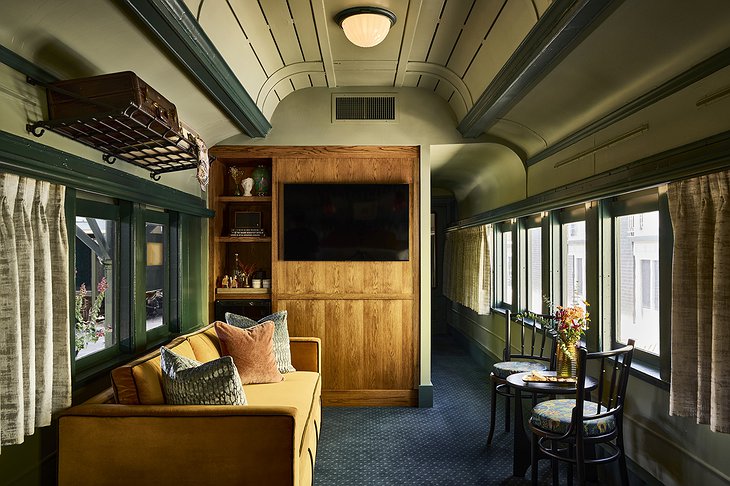 The Hotel Chalet at The Choo Choo Pullman Carriage Suite