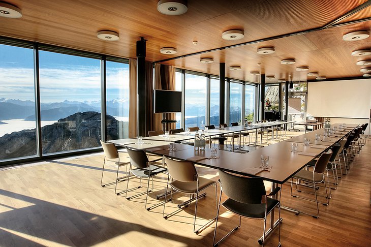 Hotel Pilatus-Kulm meeting room