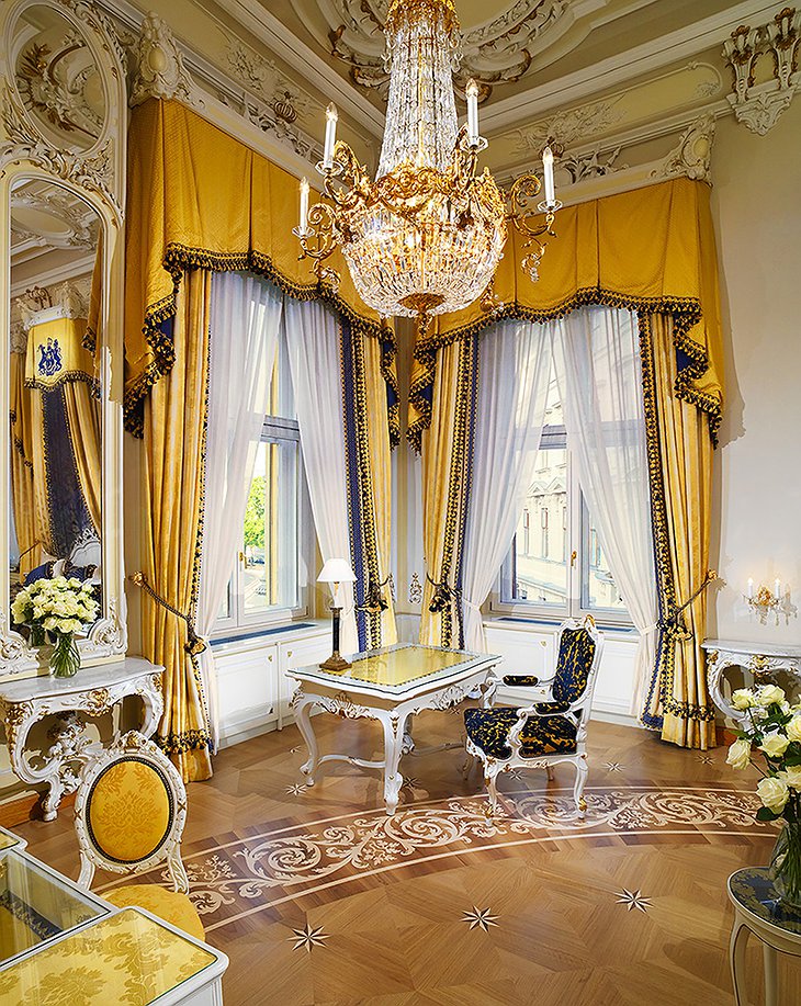Royal suite interior