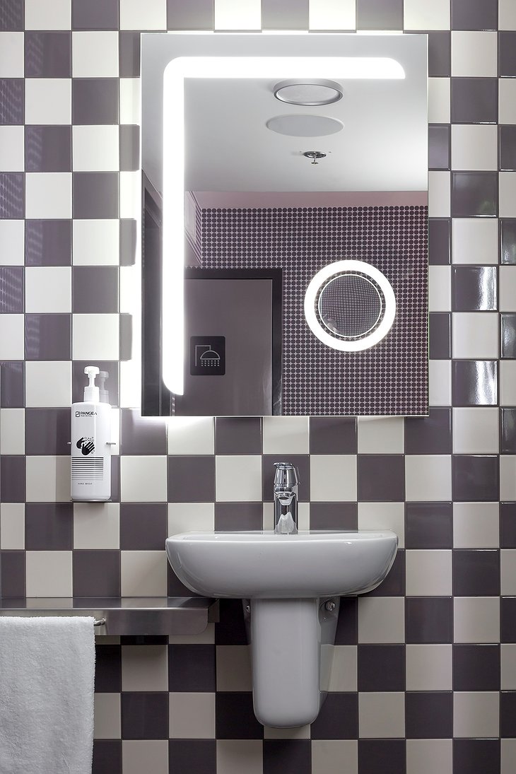 Pangea Pod Hotel Bathroom