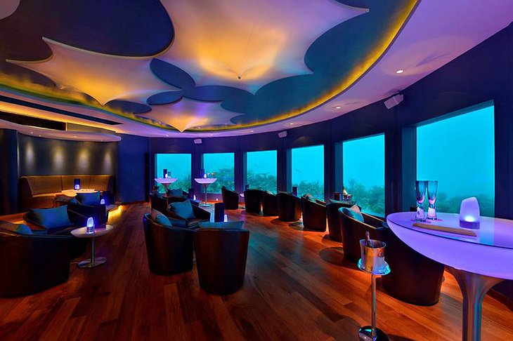 Underwater nightclub