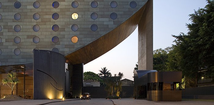 Hotel Unique Sao Paolo – Go To Cool School From The Future