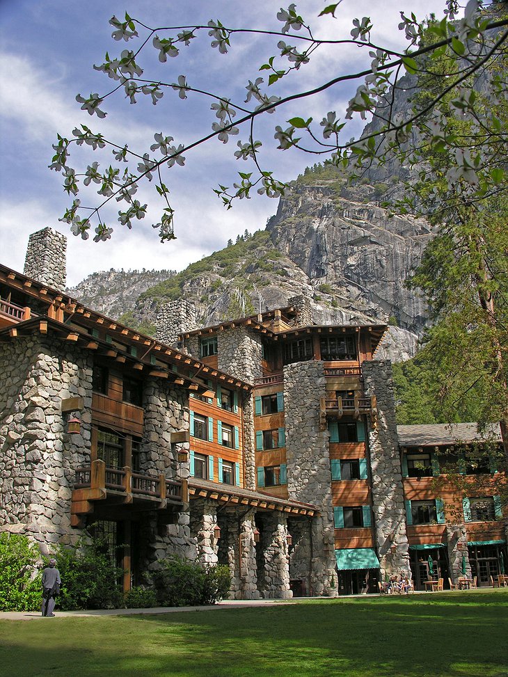 Ahwahnee Hotel In The Yosemite Valley