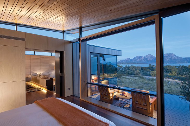 Saffire Freycinet hotel room with balcony