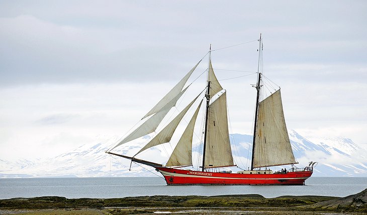 S/V Noorderlicht Sailing Vessel Cruise In Svalbard, Northern Norway