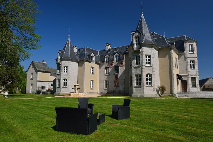 Château d'Orfeuillette garden