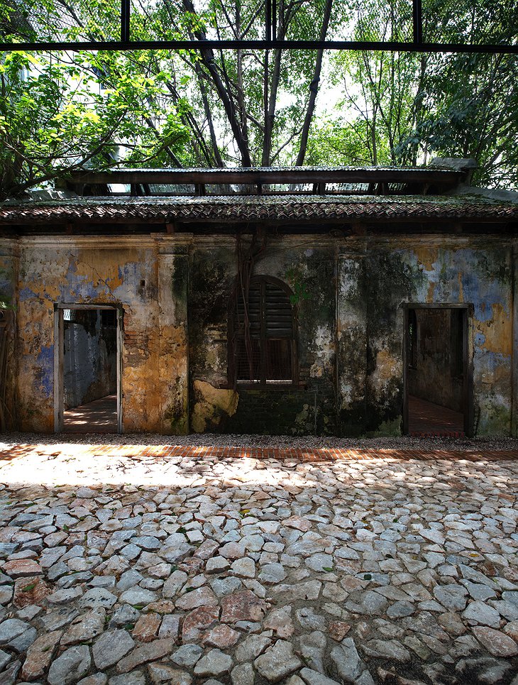 Sekeping Kong Heng courtyard