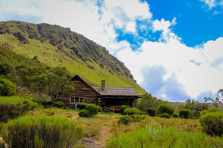 Rutundu Log Cabins