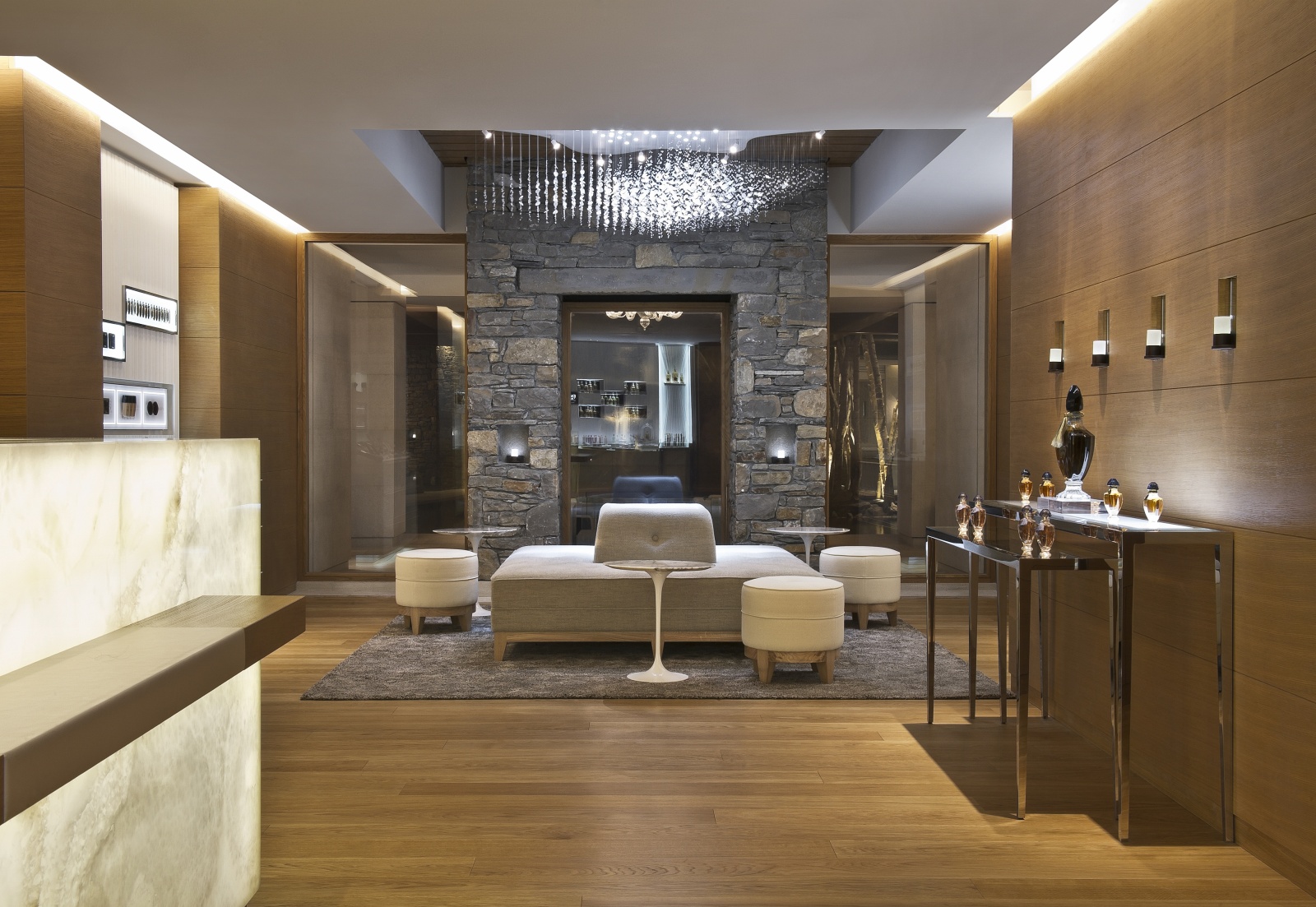 SPA HOTEL CHEVAL BLANC (2017) Courchevel, France – NEWMAT Stretch