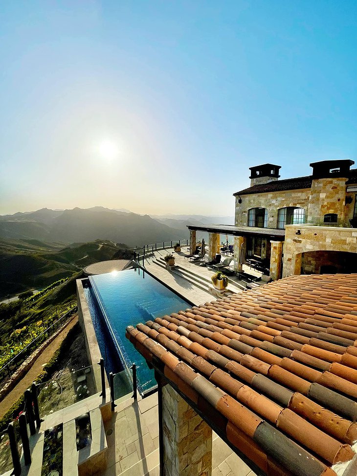 Malibu Rocky Oaks Tuscan-Style Villa With Infinity Pool