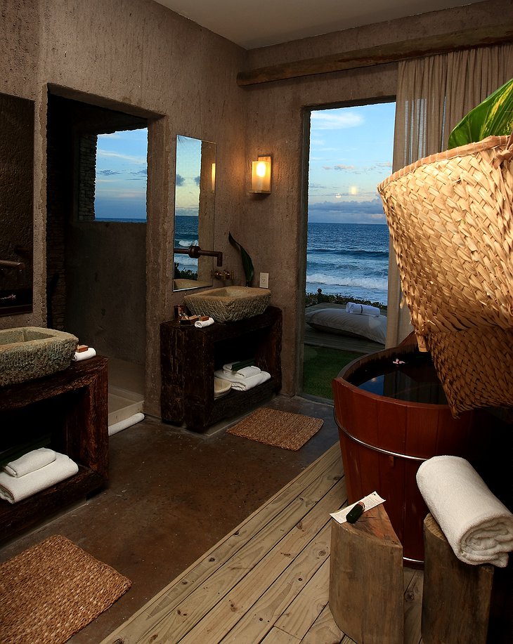 bathroom with sea view