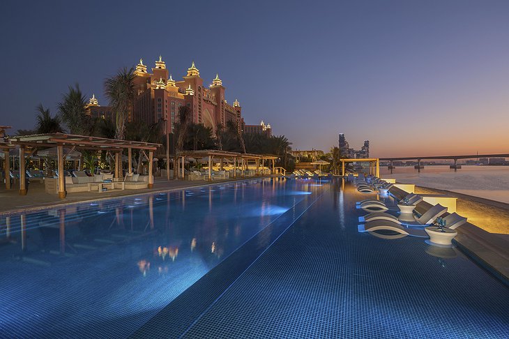 Atlantis, Palm Hotel Outdoor Pools