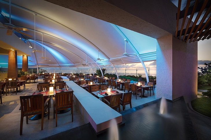 Hard Rock Hotel Vallarta restaurant