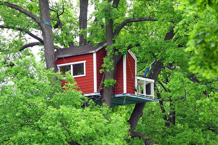 Woodpecker Hotel in the central park of Vasteras