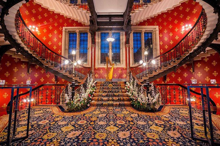 St. Pancras Renaissance Hotel Grand Staircase