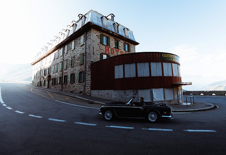 Hotel Belvedere Furka Pass Classic Car Road Trip