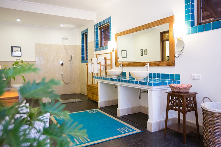 Summertime villa in Goa Bathroom