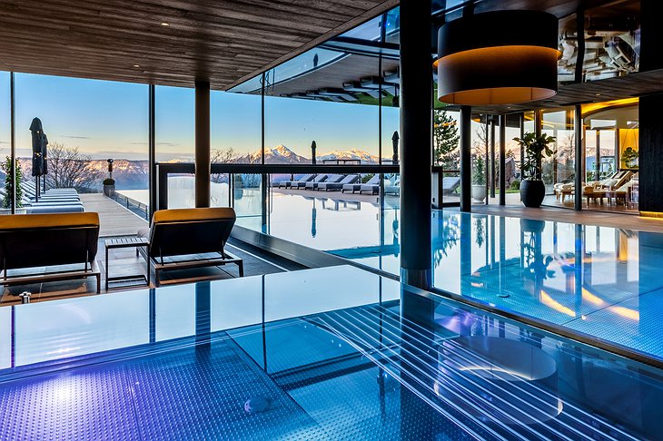 Hotel Chalet Mirabell Spa Indoor/Outdoor Pool