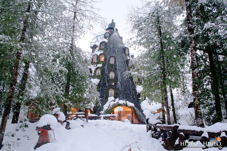 Montana Magica Lodge in the snow