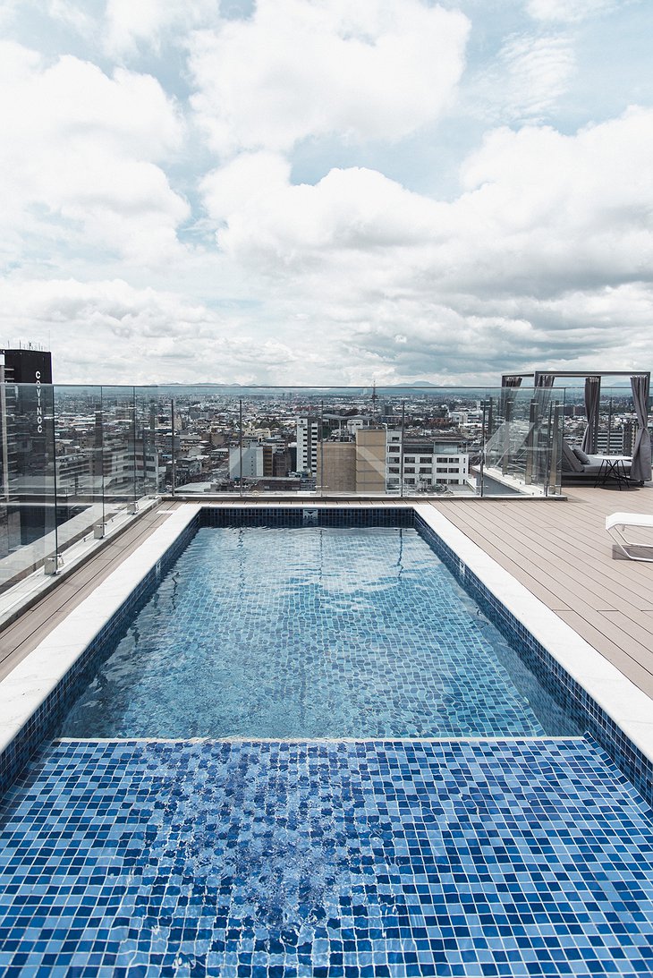 Spotty Hostel Bogota Swimming Pool