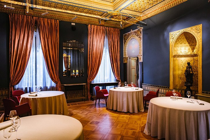 Villa Crespi Restaurant With 2 Michelin Stars