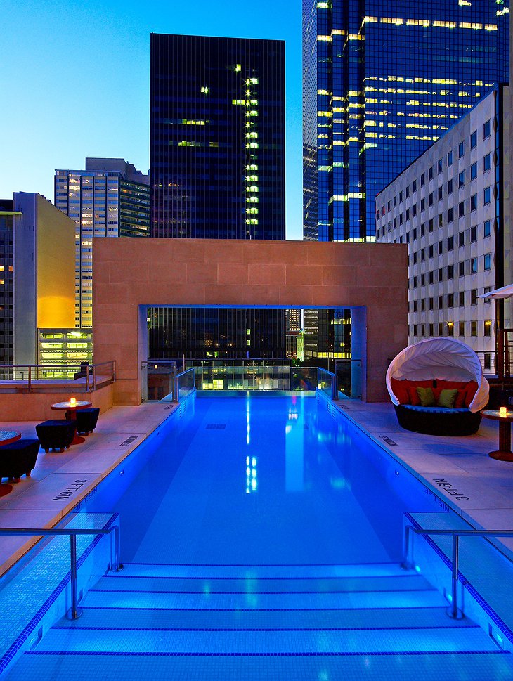 The Joule Dallas Outdoor Pool
