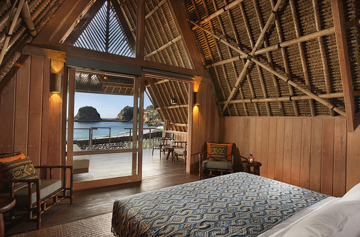 Jeeva Beloam bungalow bedroom with sea views