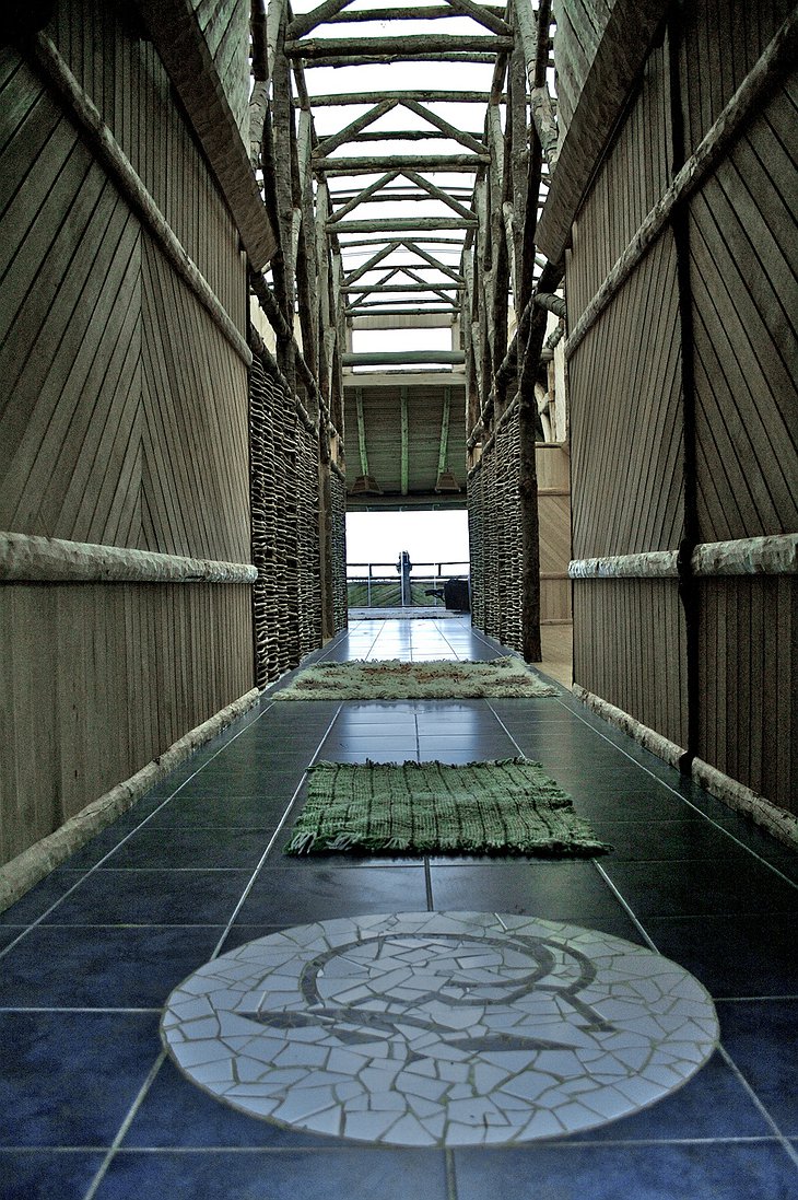 Espejo de Luna hotel corridor