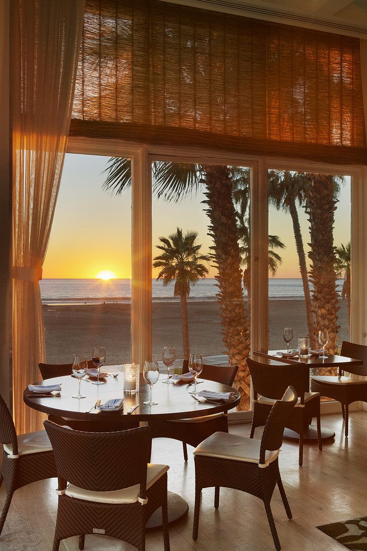Casa Del Mar Hotel Catch Restaurant Beach Panorama During Sunset