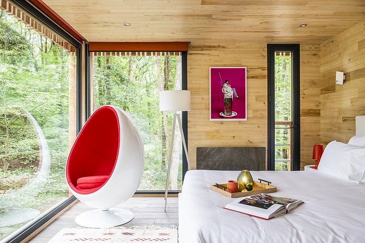 Loire Valley Lodges Treehouse Room With Egg-Shaped Chair